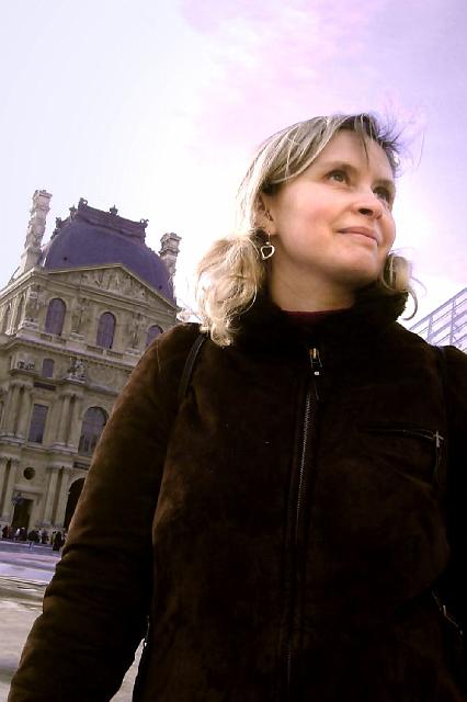 EX-PT002.jpg - Le Louvres